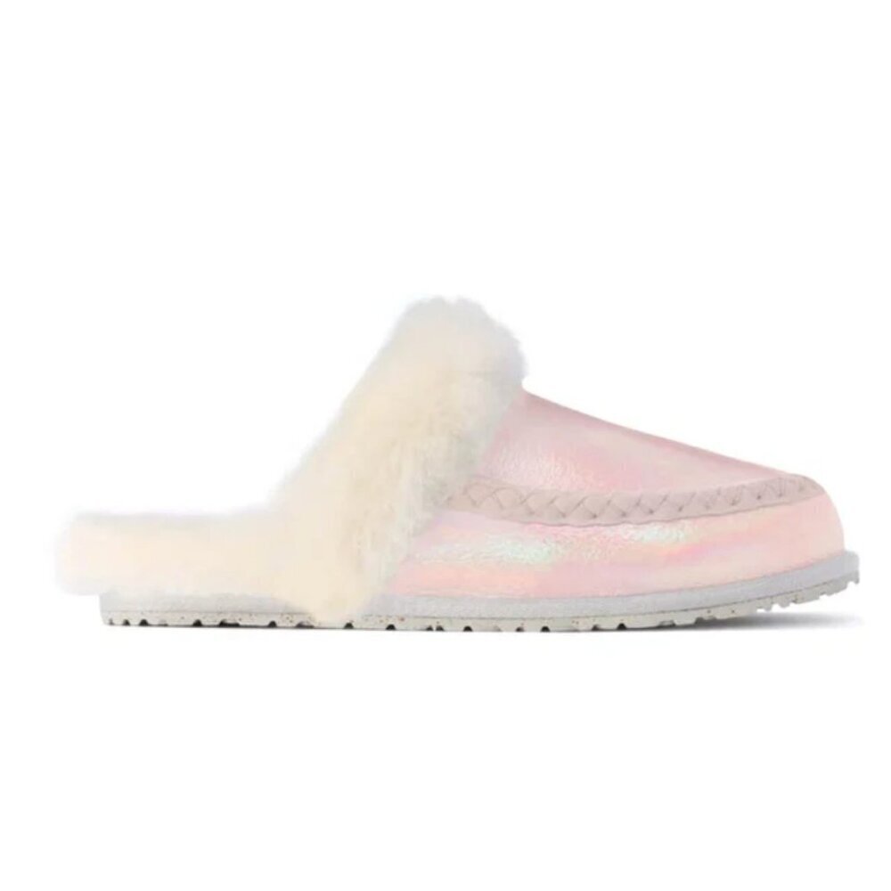 Manitobah Women's Cabin Slides Slippers Sheepskin Pink 7